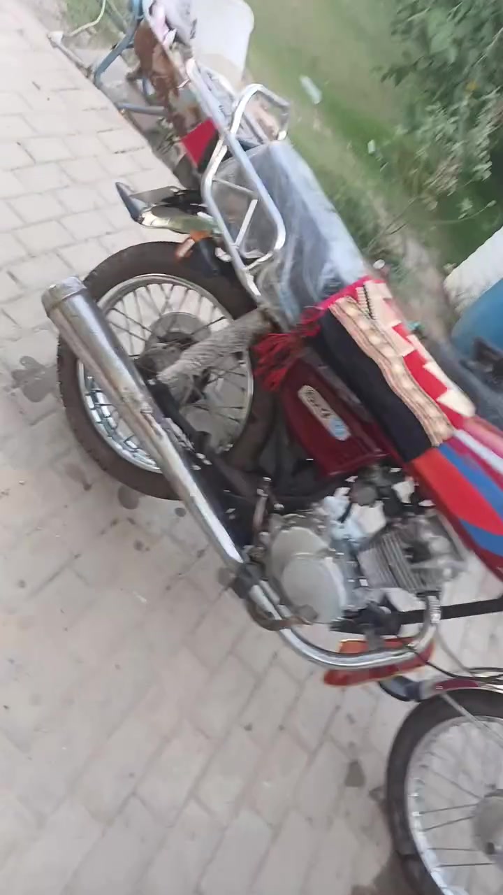 للبيع دراجه اربعه كير مديل 17 أوراق اصولي كاملات تعمير 25محركه كلش حلو ناعم شلعه معدل فول السعر 375 مكاني كربلاء سيد الوصياء الاستفسار ***********

