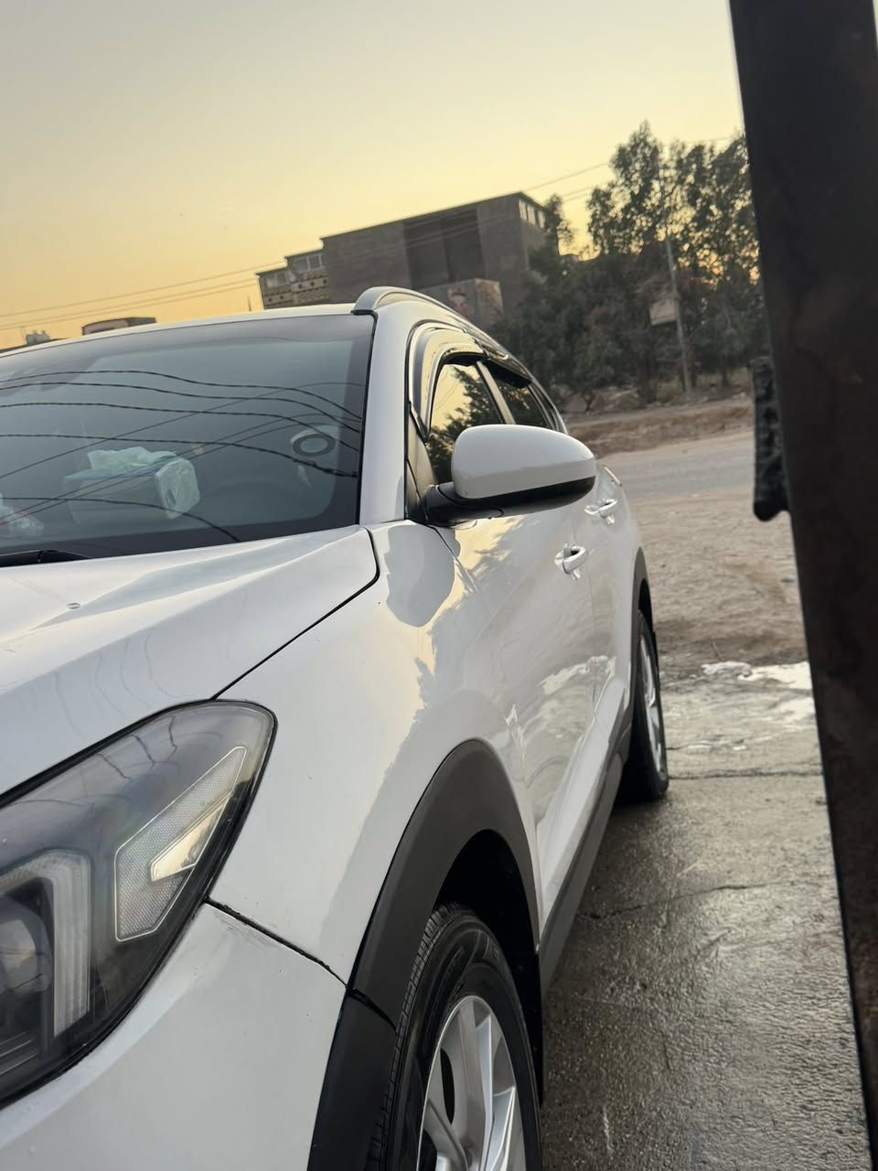 توسان موديل2021
رقم بغداد بأسمي 

محرك I2400

صور الحادث  داخل منشور 

وارد امريكي ضرر جاملغ و البنيد وكاله نفسهن مصلحات 

فول مواصفات عدئ الفتحه 
ماشيه ٤٥
السعر ١٧٤
مكان السياره نجف شارع المطار
للتواصل***********
