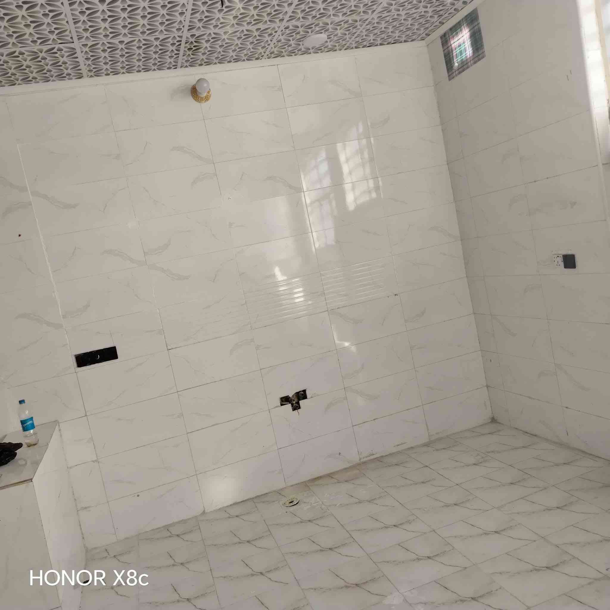🏡دار للبيع اقصاد اقصاد اقصاد
المساحة: 50 متر مربع

✅ #طابو_زراعي_سند_25_أقرار_محكمه

مقدمه 10مليون والباقي كل شهر ٥٠٠الف والسعر الكلي 22مليون 

الموقع: النجف شارع الصب عمود 317 

مواصفات البناء:

غرفة/ صالة معزولة/مطبخ / صحيات خارجية مكشوفة

بناء مرتب (أساس + سقف كونكريت + طابوك)

أرضية بورسلين أبو الـ 60

الخدمات:#بعد_عن_سوق_100م

ماء كهرباء مدارس سوق تبليط مولد

للاستفسار والاتصال:

***********

