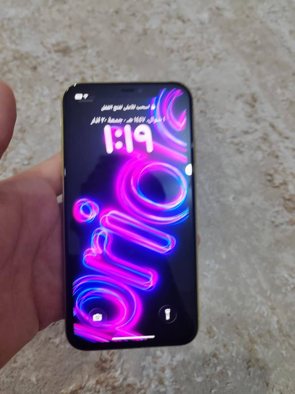 السلام عليكم
ايفون 11    كلش نضيف استعمال بسيط 
بطاريه 94    ذاكره 128 
جهاز ما داخل صيانه   للستفسار *********** بي واتساب مكاني بغداد
