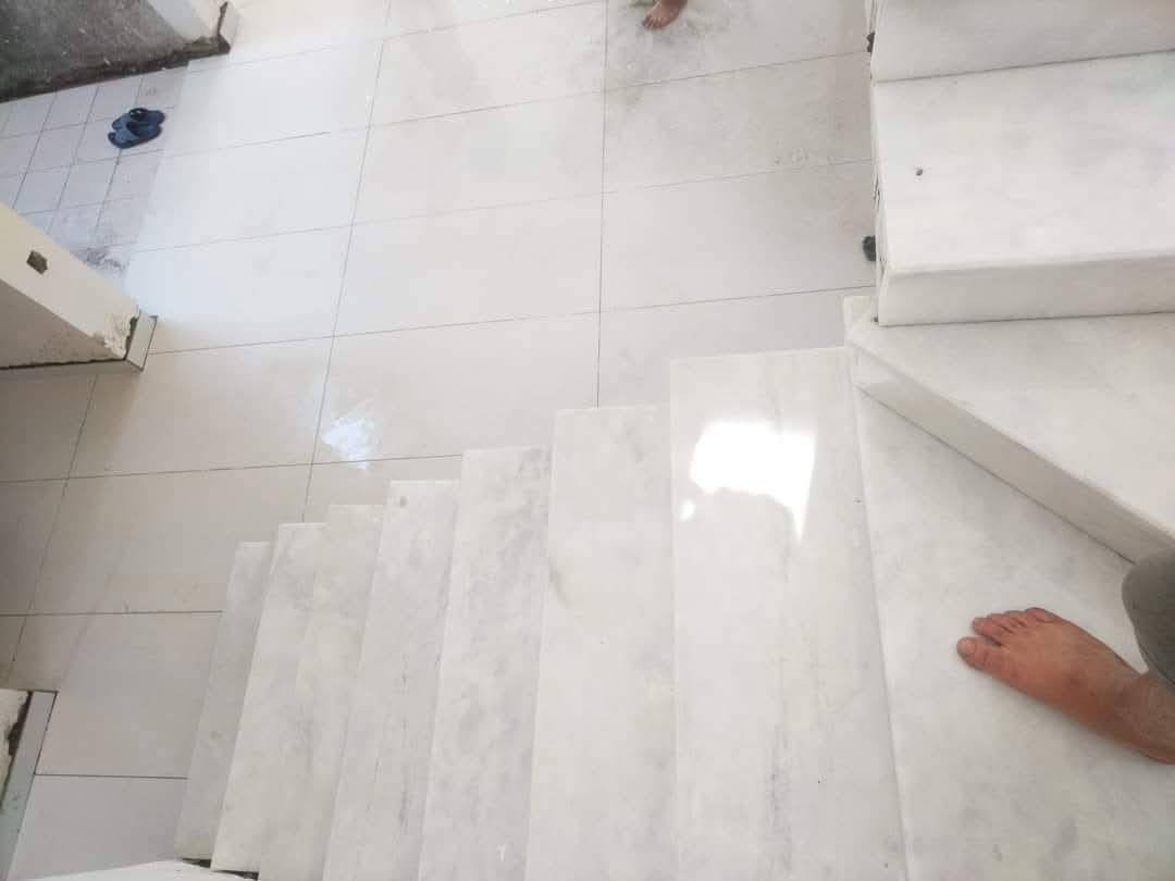 سلام عليكم كادر 
واجهات مرمر ميكانيكي 
بورسلين لوح بماده 
تصفير ارضيات 
جدران ورضيات خبط 
شغل درجه اوله وشرط تجي اشوفك لشغل  ولتزام بلعمل 
داخل بغداد *********** واتساب
