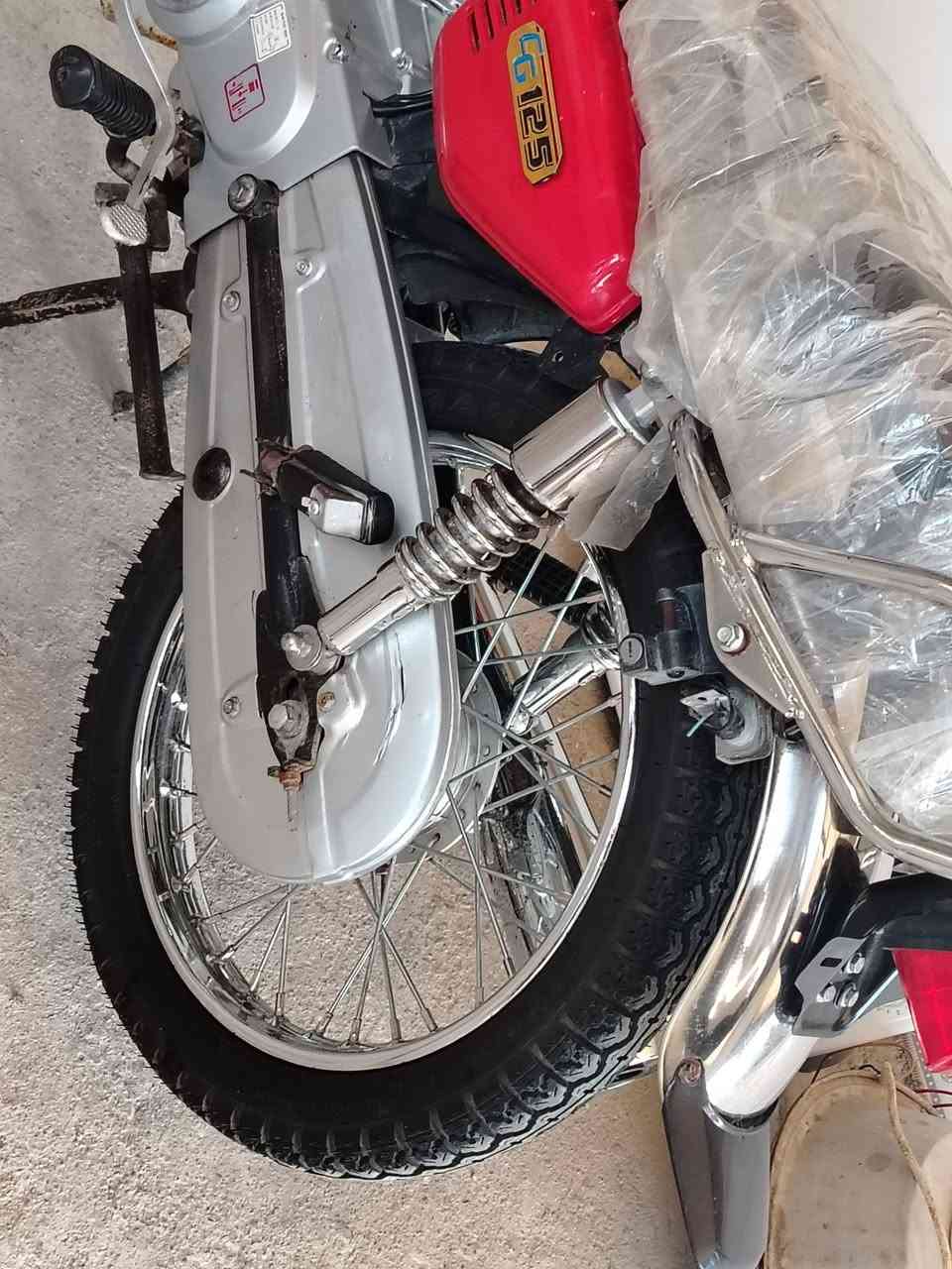 دراجه نامه متياز موديل 21 طالعه بل22 أوراق وصل ومكاتبه ما داخله كيمرك وكيلها بل ميمونه دراجه نضيفه محركها ابد ما مفتوح سعرها 800 المو شراي لا تشتري


**إذا كنت صاحب هذا الإعلان وتريد حذفه لأي سبب، رجاءا أرسل رسالة إلى الدعم الفني**