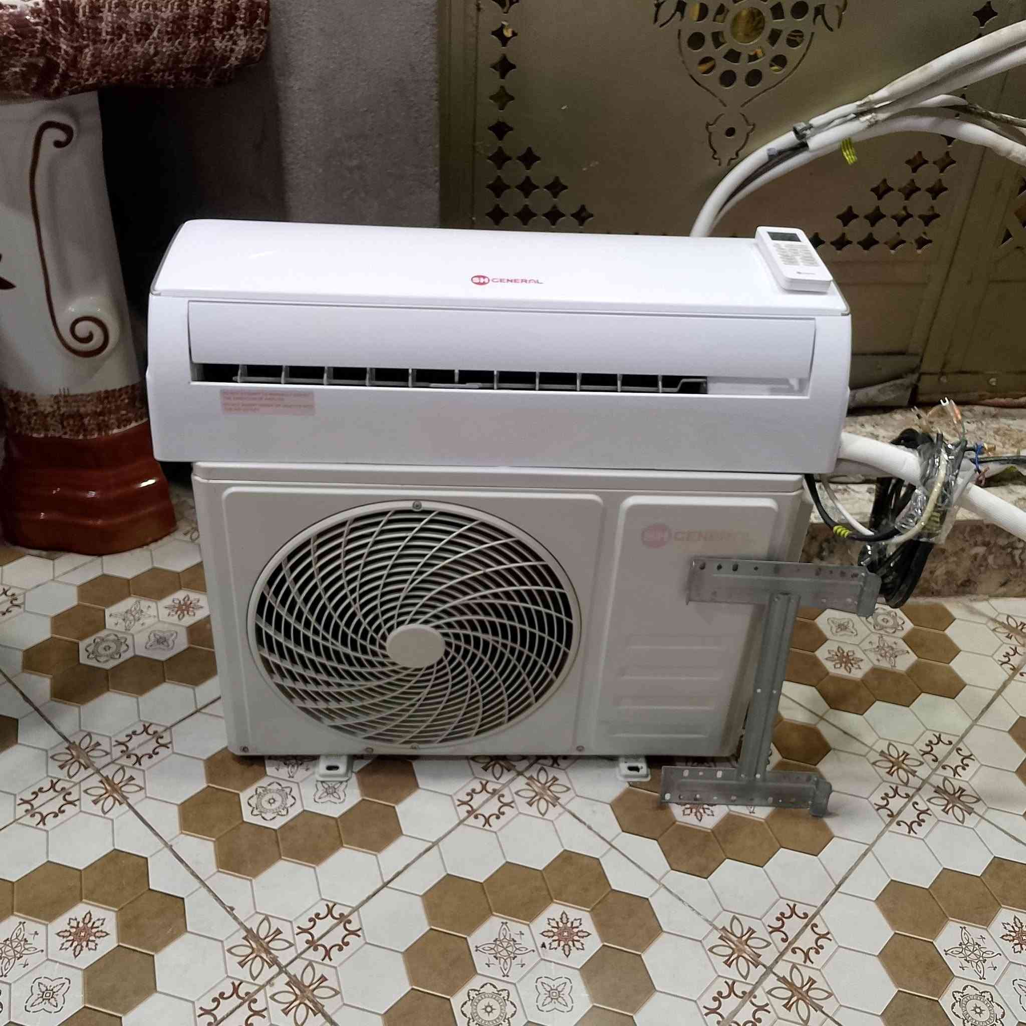 لبيع طن واحد كلش جديده عل فحص سعر 175قفل لطيفيه ***********

