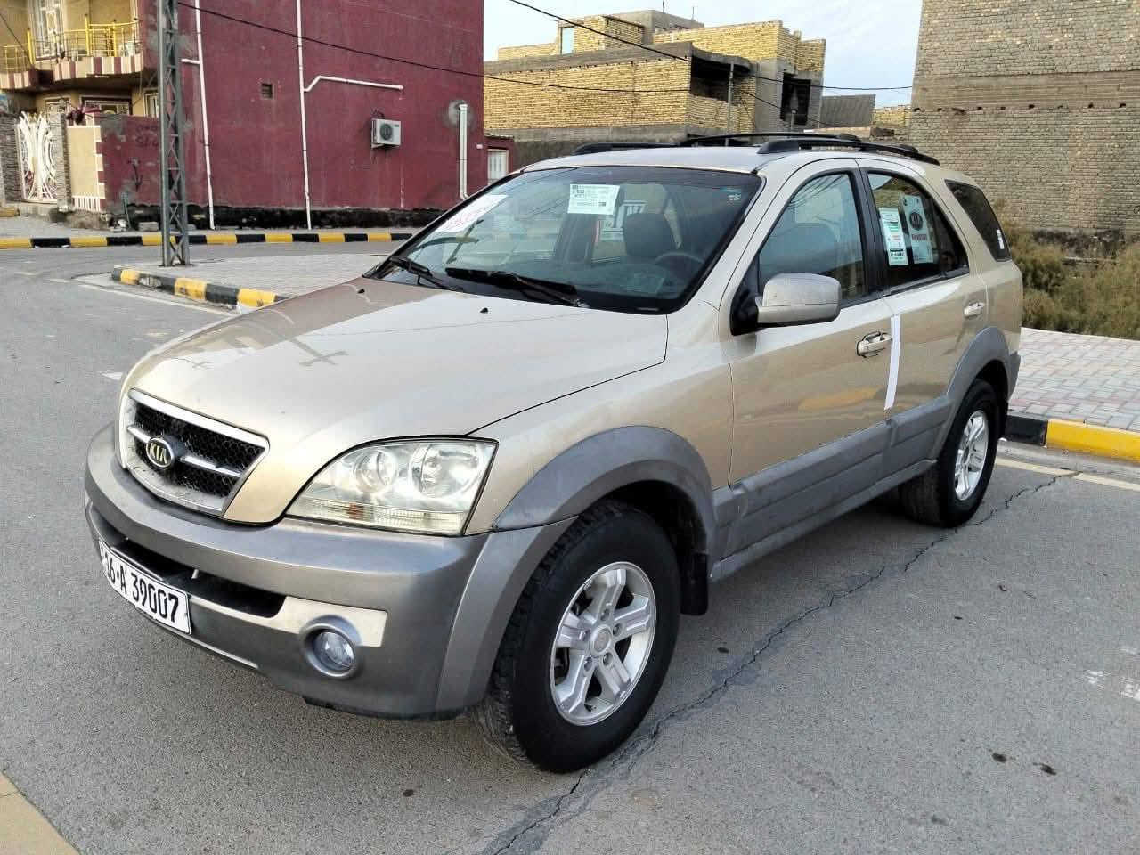 ***********سلام عليك كيه سرنتو موديل 2006 وارد خلجيه مكفول من ضربه وتبديل بيه صبغ حزام اثر جراد سياره جاهز من تخم تاير من حداد مامي خلفي مكينه وكير 6 دوش تبريد شغل رقم قادسيه مشروع وطني رقم جديد دولي رقم جديد سنويه الغاء 30  مكان سياره واسط سعر 78
