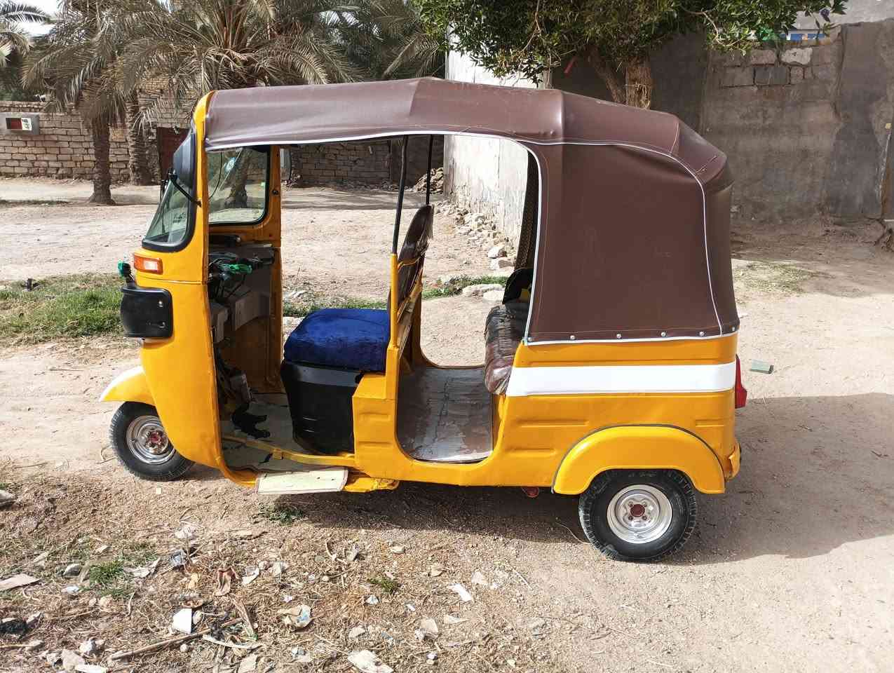 سلام عليكم تكتك لبيع موديل 17وراق محسوبه على 18محرك خير من الله مصبوغة جماليه مكاني  بابل الحمزة الغربي السعر 3500بيهه مجال ***********
