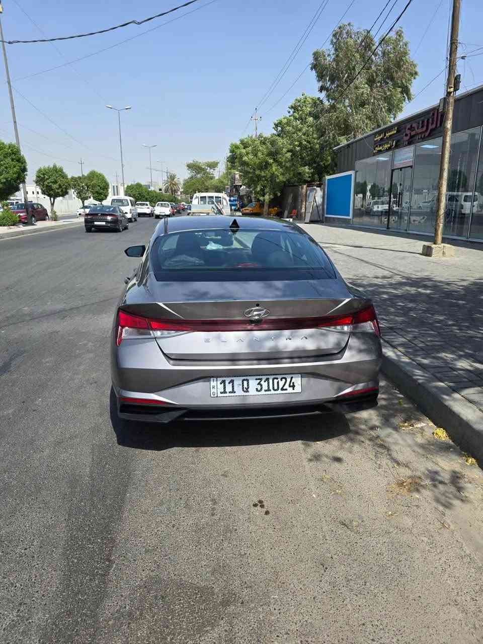 السلام عليكم
هيونداي النترا 2023 فول مواصفات عدا الفتحه
رادات امامية خلفية
بصمه شاشه 
اشارة ترحيب 
اشاير مري وحساسات جانبية
٣ انظمة قيادة
السيارة كير مكينة  لغود وشواصي مكفولات 
جاهزة متصرف عليها اي شي 
ماشية 70 الف كيلو 
عنواني بغداد/ الحرية /الدولعي
السعر 157
*********** بغداد, العراق
