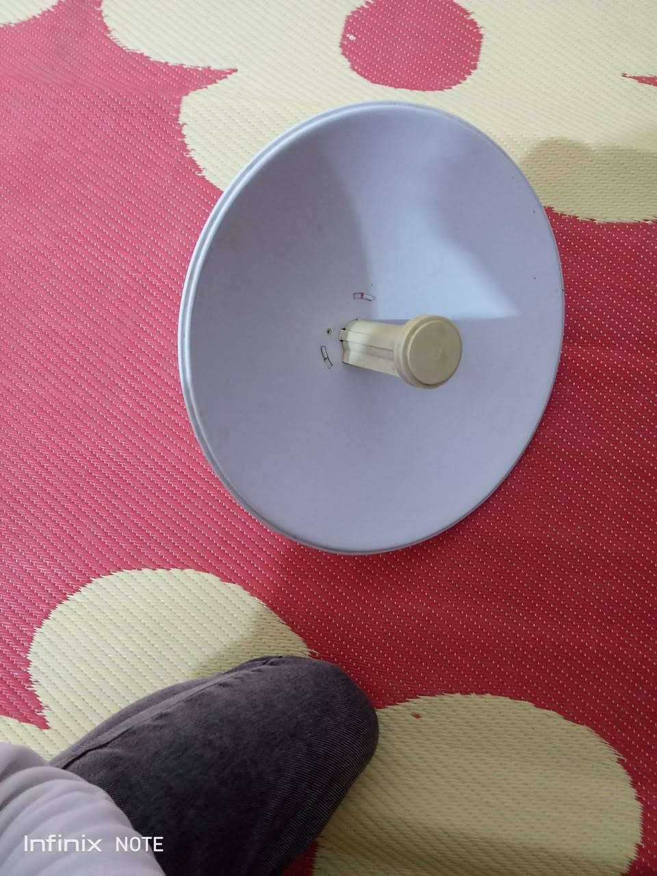 السلام عليكم صحن للبيع سعر 75 وبمجال. شغال. وعلى الفحص


**إذا كنت صاحب هذا الإعلان وتريد حذفه لأي سبب، رجاءا أرسل رسالة إلى الدعم الفني**