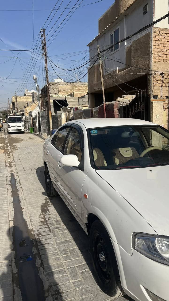 السلام عليكم سني موديل 2009 بدي كوري
السياره جاهزه. صدر خلفي امامي جديد تبريد جديد سياره مكفوله بدون ضربه عدا جاملغ مبدل بدون دواخل  السياره جديده مناقصه برغي واحد مكاني بغداد البياع السياره بسمي    سعرها ٩٢ وبيها مجال
***********
