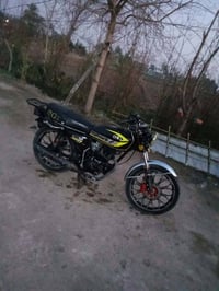 دراجة للبيع موديل 24 اوراق درجة خير من الله كامله مكاني بغداد أبو غريب...