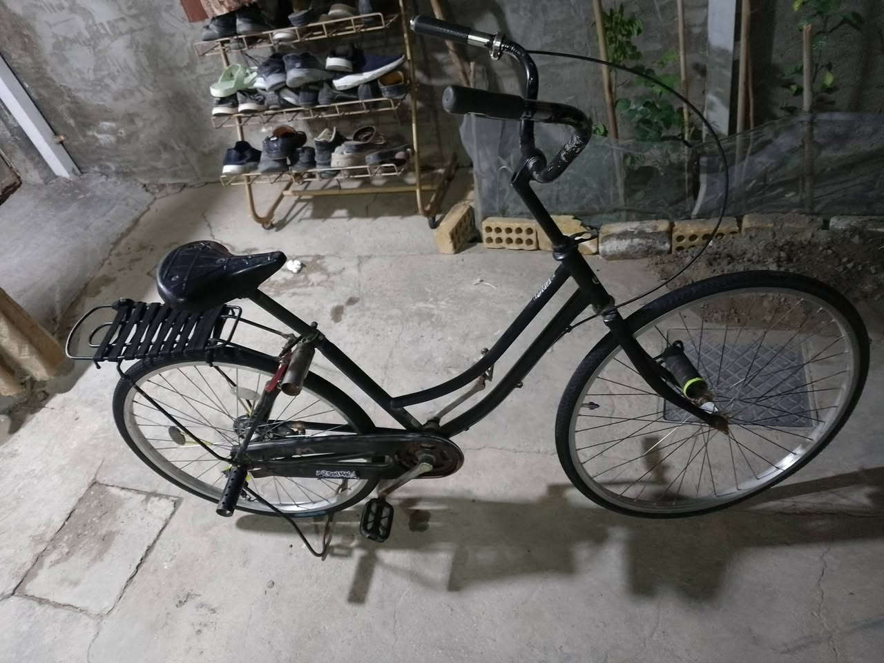 سلام عليكم 
باسكل للبيع 
نضيف لون اسود 
موديل 20
باسكل ماعايز شي بس جاملغات 
سعره 60 وبي مجال شراي علق واني ارسلك
مكان نجف براكيه شارع المطار القديم


**إذا كنت صاحب هذا الإعلان وتريد حذفه لأي سبب، رجاءا أرسل رسالة إلى الدعم الفني**