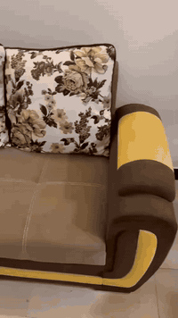 ديوان • سبع مقاعد • نضيف ما بيه ضرر