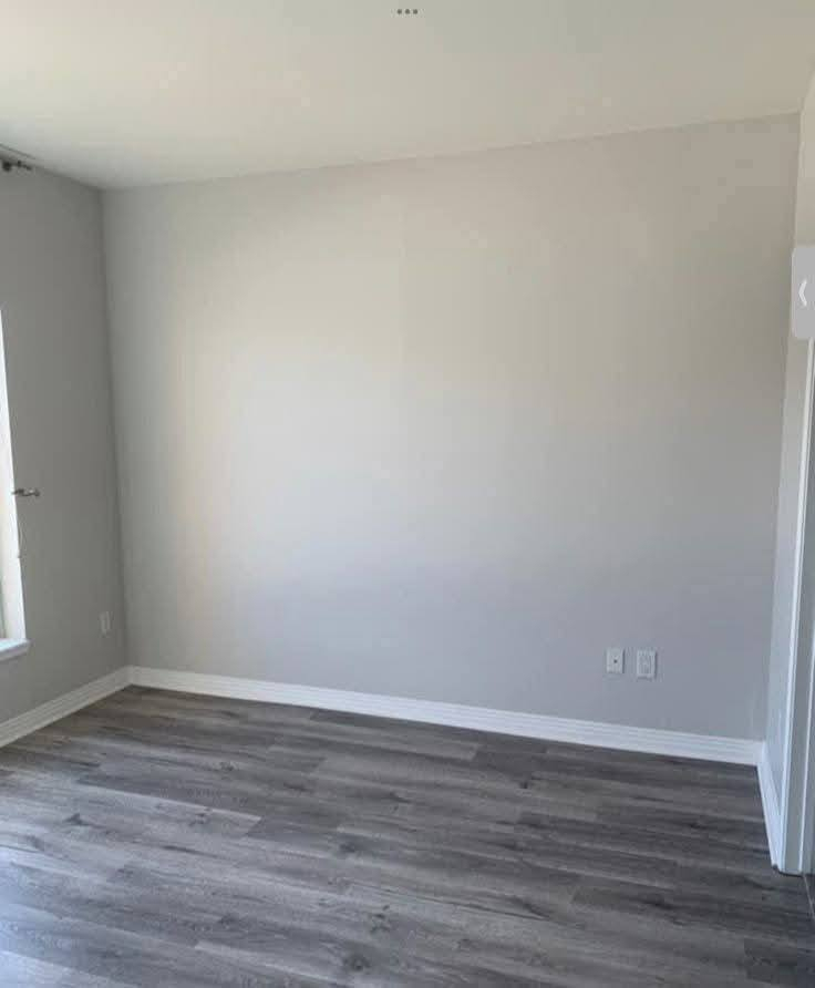 السلام عليكم صباغ اشتغل كلشي وبأسعار مناسبة شغلي موجود بصفحتي للتواصل***********
