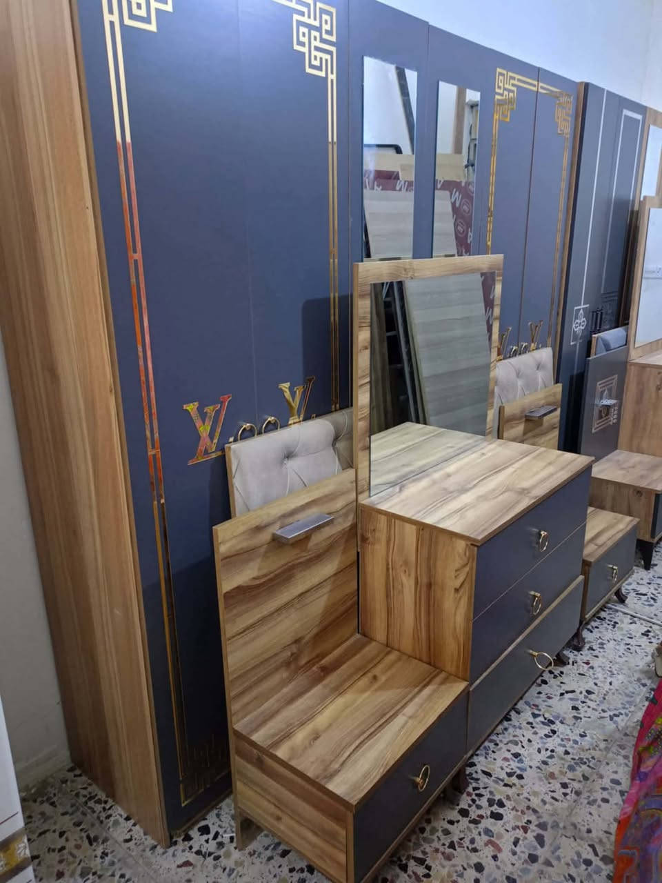 غرفة تركي 🇹🇷 مستخدام 5قطع  ✨✨
نضافه 90 💯
ابواب  💖
السعر 450 💖💸
مع شد🪛 ونقل 🚚  مجاني  داخل بغداد  محافظات بكروه


**إذا كنت صاحب هذا الإعلان وتريد حذفه لأي سبب، رجاءا أرسل رسالة إلى الدعم الفني**