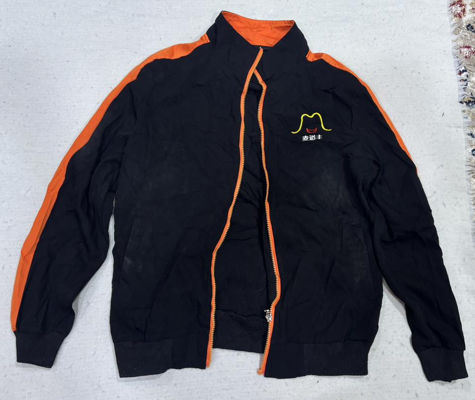 عروض الجمعة بدت🔥🔥🔥اي قمصلة داخل المنشور (( سعرها 4 الاف فقط )) للحجز راسل الصفحة او اتصل على الرقم ***********📞🔥
