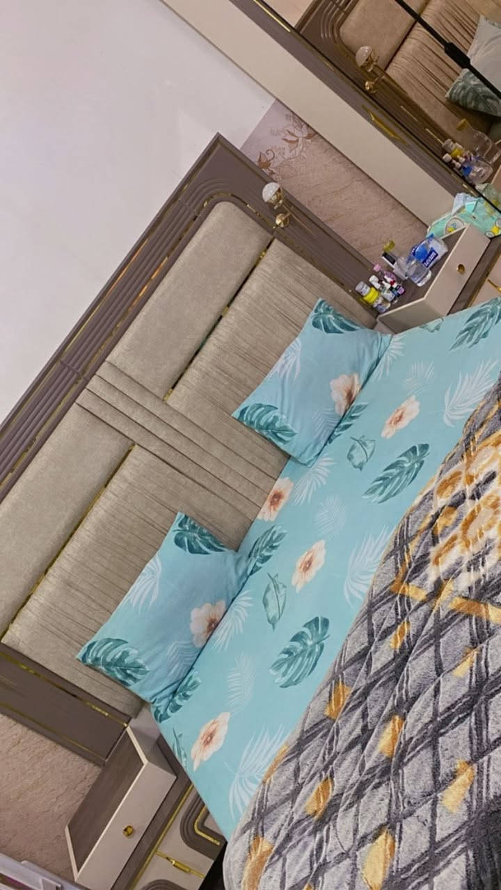 غرفه تركيه باب اول خشبها من هذا الثكيل كهربائياتها كلهن شغالات تخبل تاخذها وتدعيلي ع نضافه تخبل حرفياً متكونه من 8قطع اخذتها ب3ملاين اريدها ب مليون و250 وبيها مجال بسيط جداً الي يحب  اي استفسار ع هذا الرقم +964 773 537 5250


**إذا كنت صاحب هذا الإعلان وتريد حذفه لأي سبب، رجاءا أرسل رسالة إلى الدعم الفني**