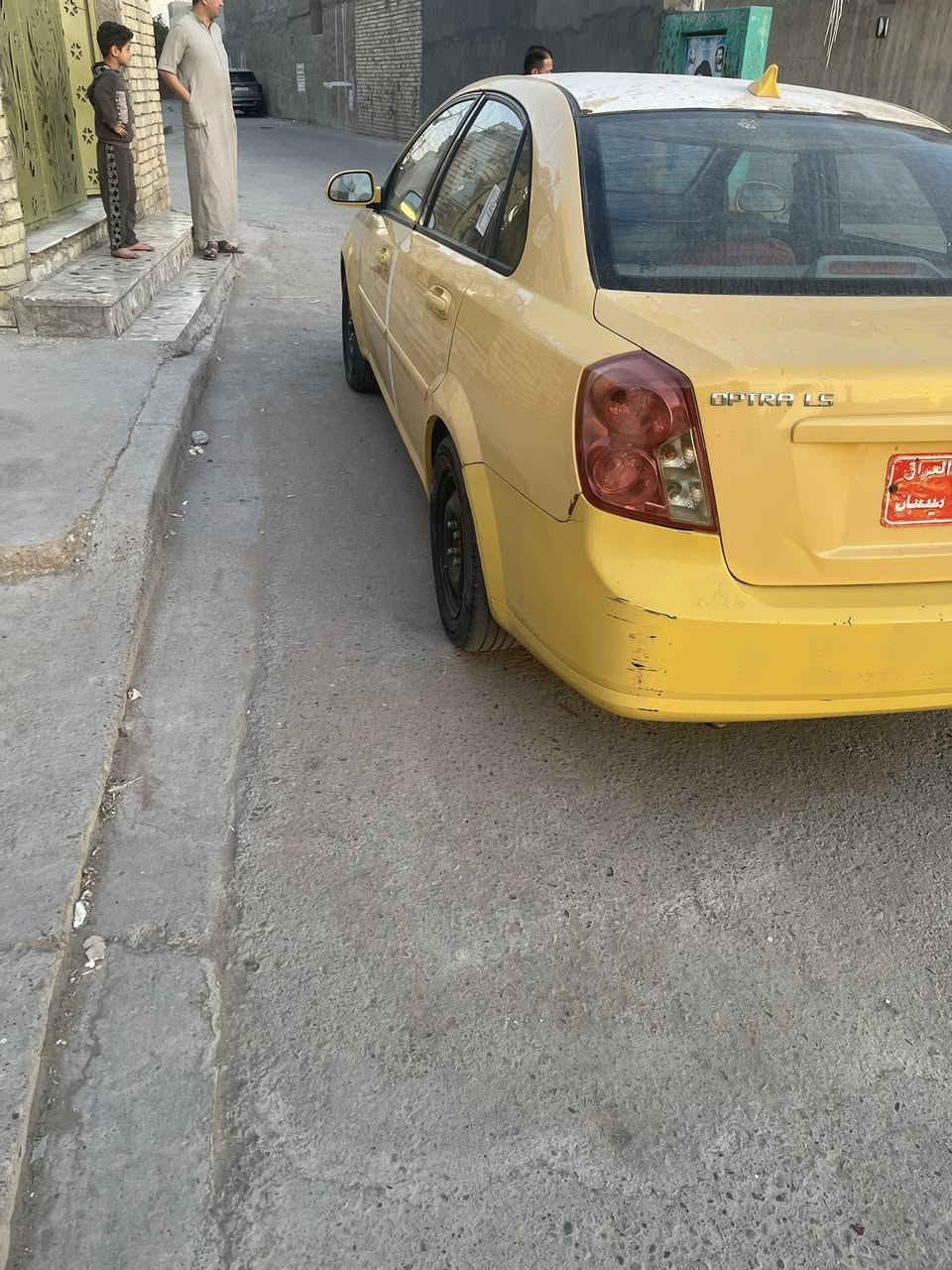 سلام عليكم اوبترا للبيع موديل 2012شركه العامه سياره كفاله بس جاملق امامي مبدل والباقي كفاله سياره مطلوبه مصرف رقم ميسان مكان السياره بغداد السعر 28وبيها مجال للاستفسار *********** السياره جديده بشكل
