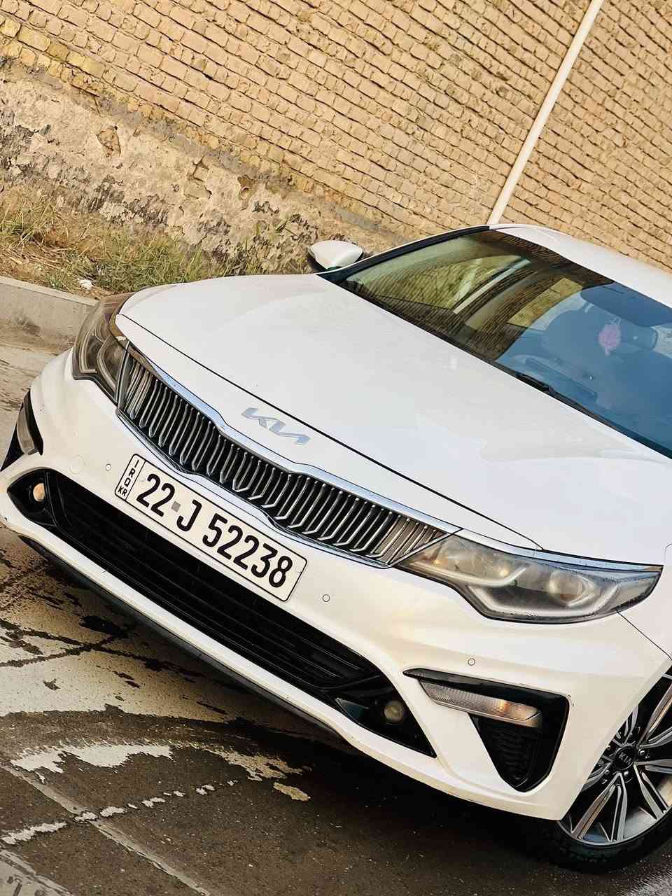 السلام عليكم 
كيا اوبتيما موديل 2020 (خليجي)
محرك (2400)
ماشية(95)
ويلكب كروم حجم 20
قطعتين تبريد 
لد نهاري 
رقم اربيل هزة وسنوية جديدة 
مكاني واسط الكوت 
استخدام شخصي 
السعر 192 وبيها مجال للشراي 
***********
