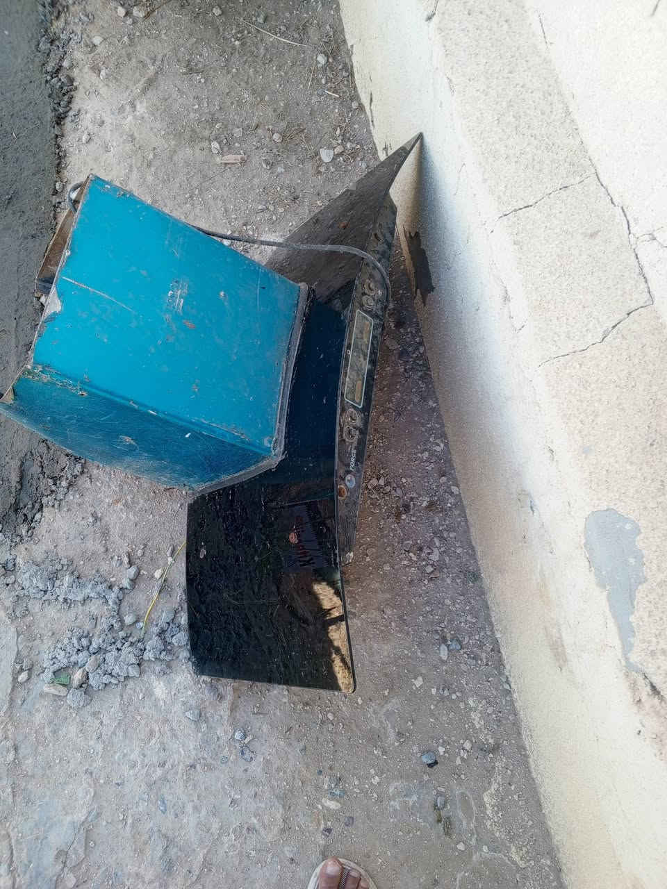 شافطة صاروخيه شغاله نظيفه السعر 25 قفل


**إذا كنت صاحب هذا الإعلان وتريد حذفه لأي سبب، رجاءا أرسل رسالة إلى الدعم الفني**