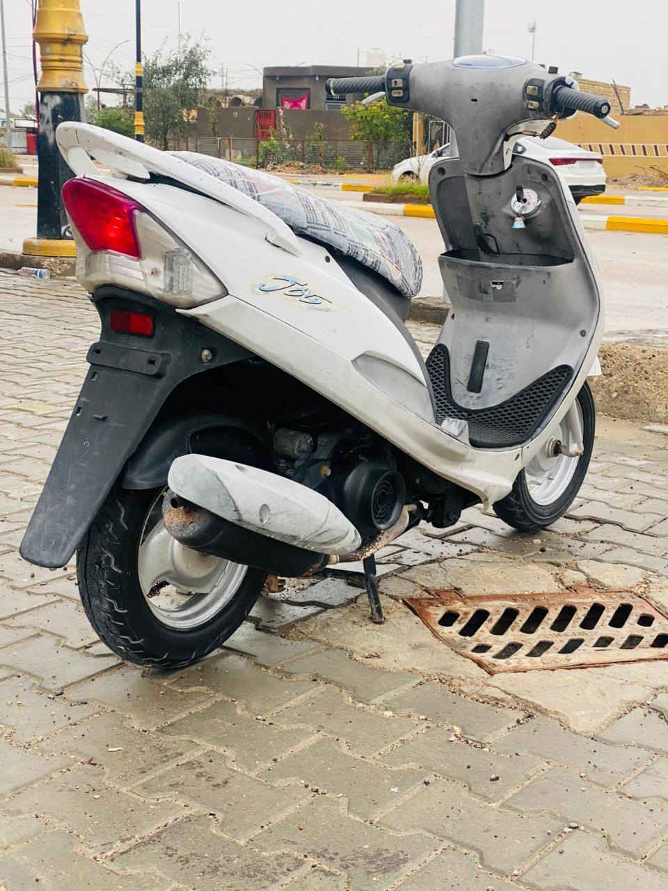 السلام عليكم دراجه ماكس منغولي المكينه مكفوله ختم واحد كلهه الدراجه الكهربائيات لايت عالي ناصي اشاير كلهه شغاله نضيفه بمعنه الكلمه افحص وين متريد السعر 700 وبيهه مجال قليل وهذا رقمي *********** بي واتساب العنوان الرميثه
