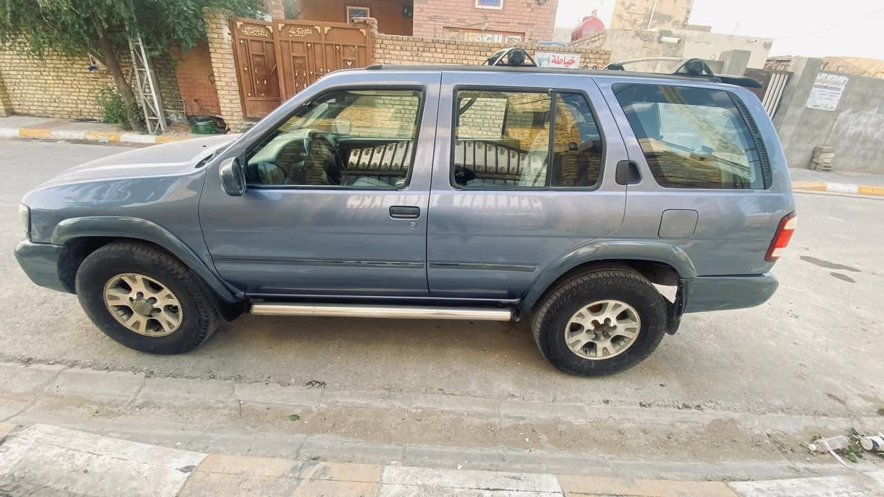 السلام عليكم 
سيارة باثفندر للبيع موديل ٢٠٠١  
مصبوغة حزام للجماليه بدون حادث 
گير ومحرك مكفولات 
السعر ٧٠ وبيه مجال مكان الكوت 
***********
