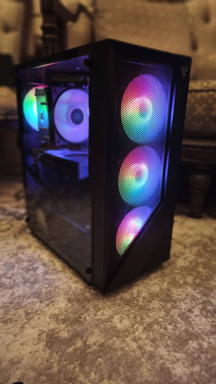 كيس للبيع
السلام عليكم، بيسي بمواصفات عظمه
كامل مكمل مع كراتينها
المواصفات:
✓✓✓✓✓✓✓
MB: Gigabyte B650M
CPU: AMD Ryzen 5 9600X
Cooler: Deepcool AG500 ARGB
GPU: Gigabyte RTX 5060Ti 16GB Windforce
RAM: 32GB (16x2) DDR5 6800Mhz
SSD: WD Black 2TB SN850X
PSU: Fantech Shadow 650W
Case: Fantech CG77
✓✓✓✓✓✓✓
الكيس استخدام اسبوع نظافتها على نظافتها من اشتريتها
السعر: مليونين و400
العنوان: النجف وموجود توصيل
للتواصل: *********** او ماسنجر 
وشكرا
