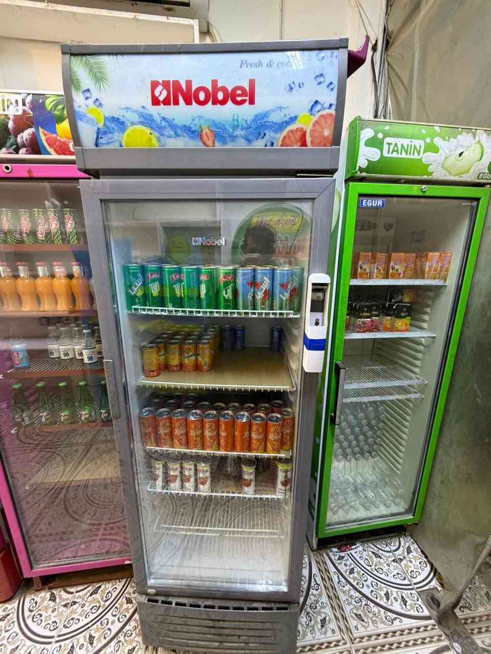 برادات مشروبات غازيه وعصائر للبيع بعدهن جدد قليل الاستخدام لمعرفه الاسعار الاتصال على الرقم ***********
