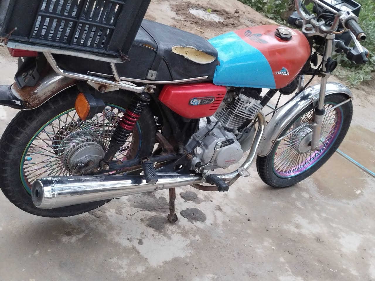 دراجة تايكر للبيع موديل 17جاهزه من كلشي اوراق اصولي سعره 325 اي ستفسار خاص او تصال بالرقم اوتساب ***********
