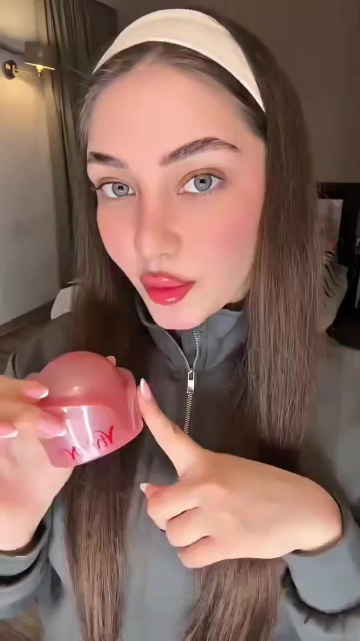 نتائج فيفيان الكل يحسدج عليها 💖🌸
توحيد ونضارة ولمعة وعلاج للتصبغات وتصحيح للبقع الداكنة ...
تواصلي ويانا لاستشارة مجانية ⭐️


**إذا كنت صاحب هذا الإعلان وتريد حذفه لأي سبب، رجاءا أرسل رسالة إلى الدعم الفني**