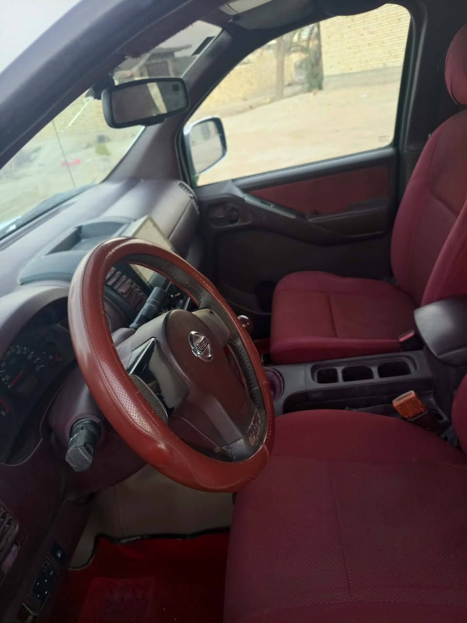 سلام عليكم 
 نيفاره 2008 مكينه كير مكفولات 
سياره بأسمي ورقم دولي واسط  
سعره 88  
الاستفسار الاتصال عل الرقم 
***********
