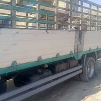 شاحنة • للبيع