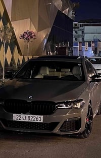 Bmw موديل 22 ماشيه40الف حادث جاملغ وبنيد بدون ايرباك  مكان المنصور  قف...
