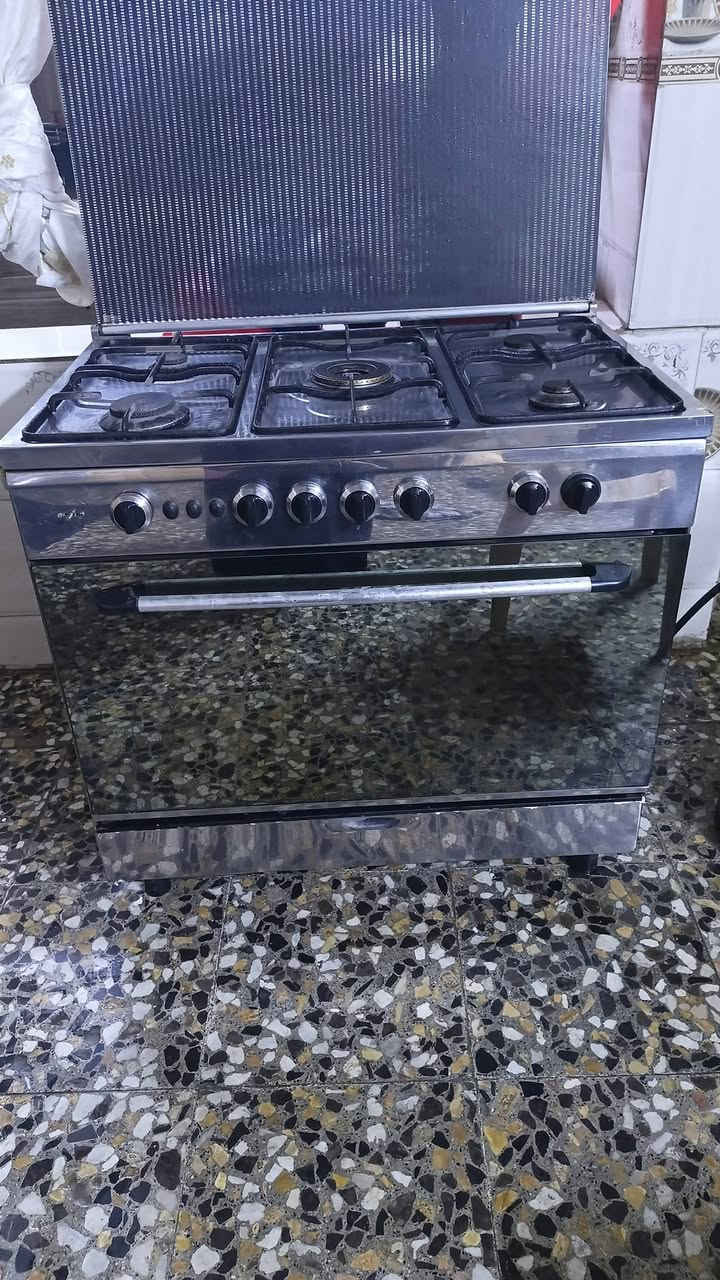 طباخ نضيف شغال كامل اي عيب مابي سعر 160قفل


**إذا كنت صاحب هذا الإعلان وتريد حذفه لأي سبب، رجاءا أرسل رسالة إلى الدعم الفني**