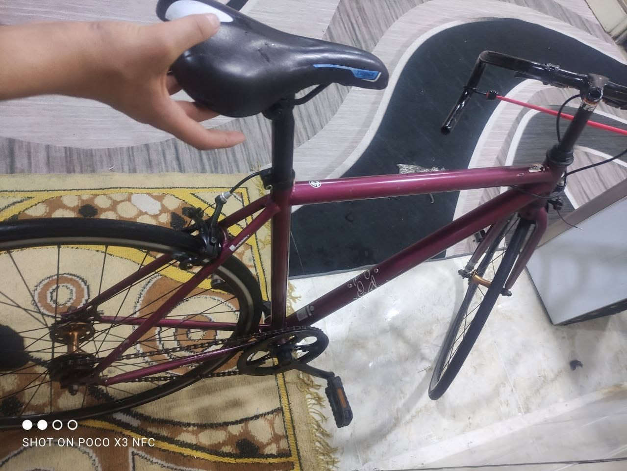 سلام عليكم باسكل نضيف كلش نفس ما شوفون بل صور الباسكل اريدة 80وبي مجال مكاني بصرة الرقم***********
