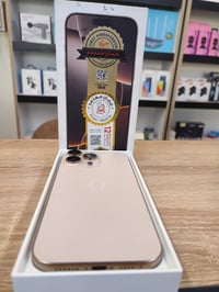 آيفون ١٦ برو ماكس • ٢٥٦ • بطارية ٩٠