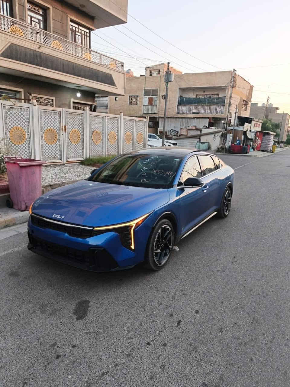 السلام عليكم
كي فور ٢٠٢٥ 

ماشي ٢٠٠٠ميل فقط

جيتي لاين مكينه ٢٠٠٠ المرغوب

مواصفات فول بانوراما

كشنات جلد تدفئه تبريد 

فول للاخير ميحتاج اذكر مواصفاتهه

صبغ فقط بنيد بارد بصيط بل الجاملغ 
بدون ايرباك 
مكان بغداد 

السعر ١٦٢ وبيها مجال

‭***********‬
