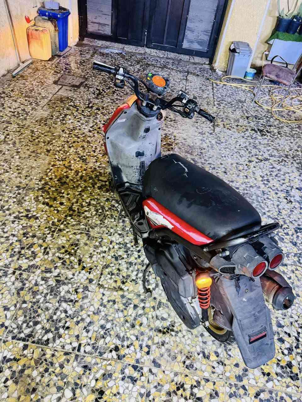 سلام عليكم سكنس جبلي للبيع الدراجه كفاله من كلشي لا مبدل بيهه شي ولا مفتوحه ولا بيهه شي ميشتغل كله كامله من البرغي للبرغي شلعه ومعدل كيجات دبلات كلهه شغاله السعر ٨٥٠ مكاني البلديات
***********
