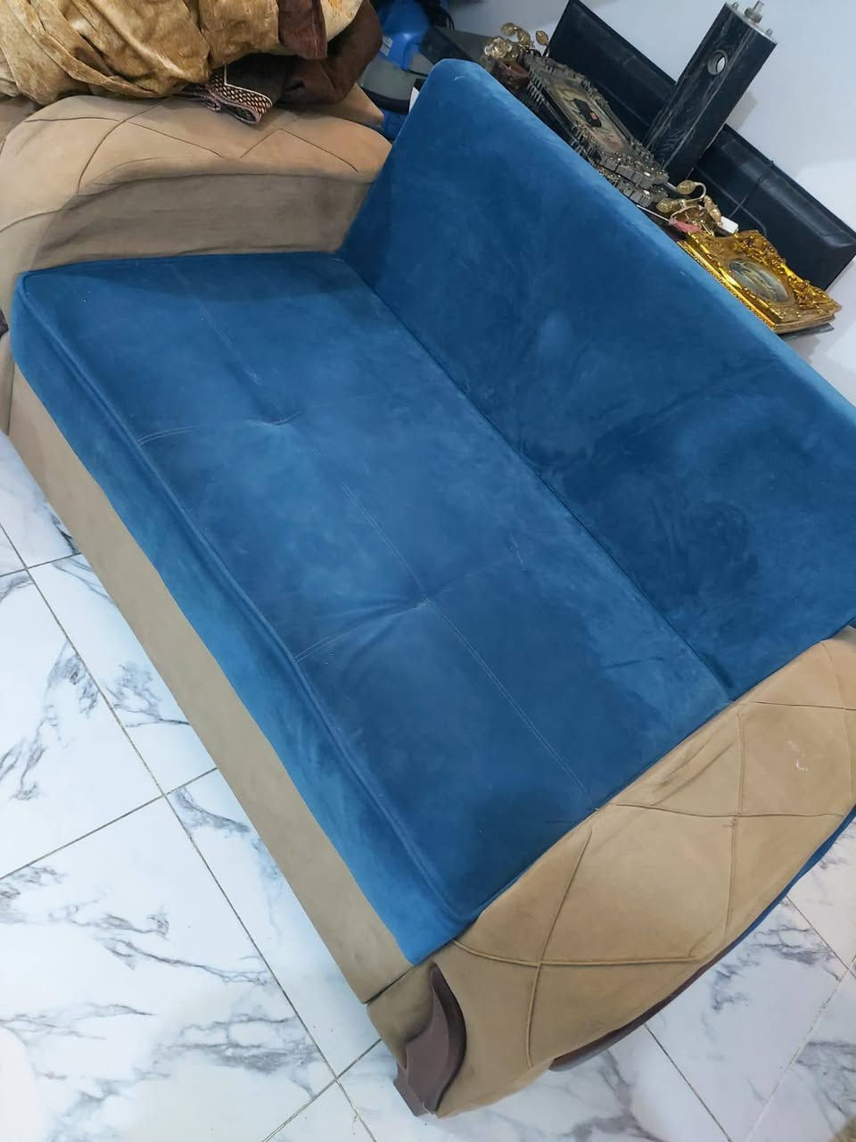 تخم نظيف اخو الجديد وخشب اصلي تكمه بسعر مناسب وياه بردات هديه


**إذا كنت صاحب هذا الإعلان وتريد حذفه لأي سبب، رجاءا أرسل رسالة إلى الدعم الفني**