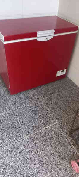 غراض للبيع هذا رقم راعيهن مو الي الله شاهد 
مكان بغداد حي اور ***********
