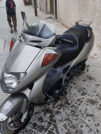 فورزه صفر اربعه البيع طافيه بس كابريتر وباتري دراجه بس هذن نقصه ودراجه...