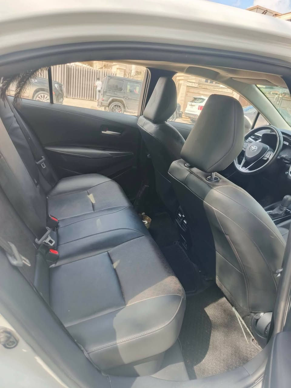 سلام عاليكم كورله موديل 2024 وارد صيني حادثه مثل ما اموضح بسونار بدون اريباكات 111$وبيه مجال السيارا بسمي  وماشيه5 الف الاتصال*********** الدوره شارع 60
