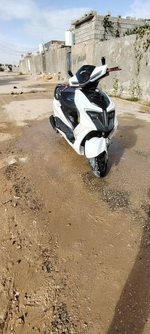 موديل 2024 للبيع
السعر 600 وبيها مجال 
مكفوله مكينه وكهربايات 
***********
كوفه شارع المعمل
