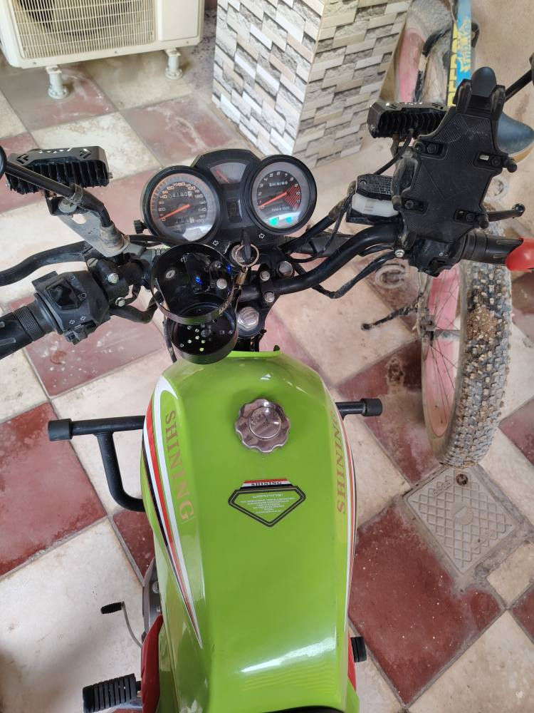 دراجة اوراق استنساخ بحالة الوكالة ما مشتغلة دلفري وما متعوبة مال بيت  برغي واحد ما مفتوح بيها 
سعرها 950 بيها مجال جدا بسيط
مكاني حلة شارع 60(سبب البيع لعدم الحاجة)
*********** حلة, بابل
