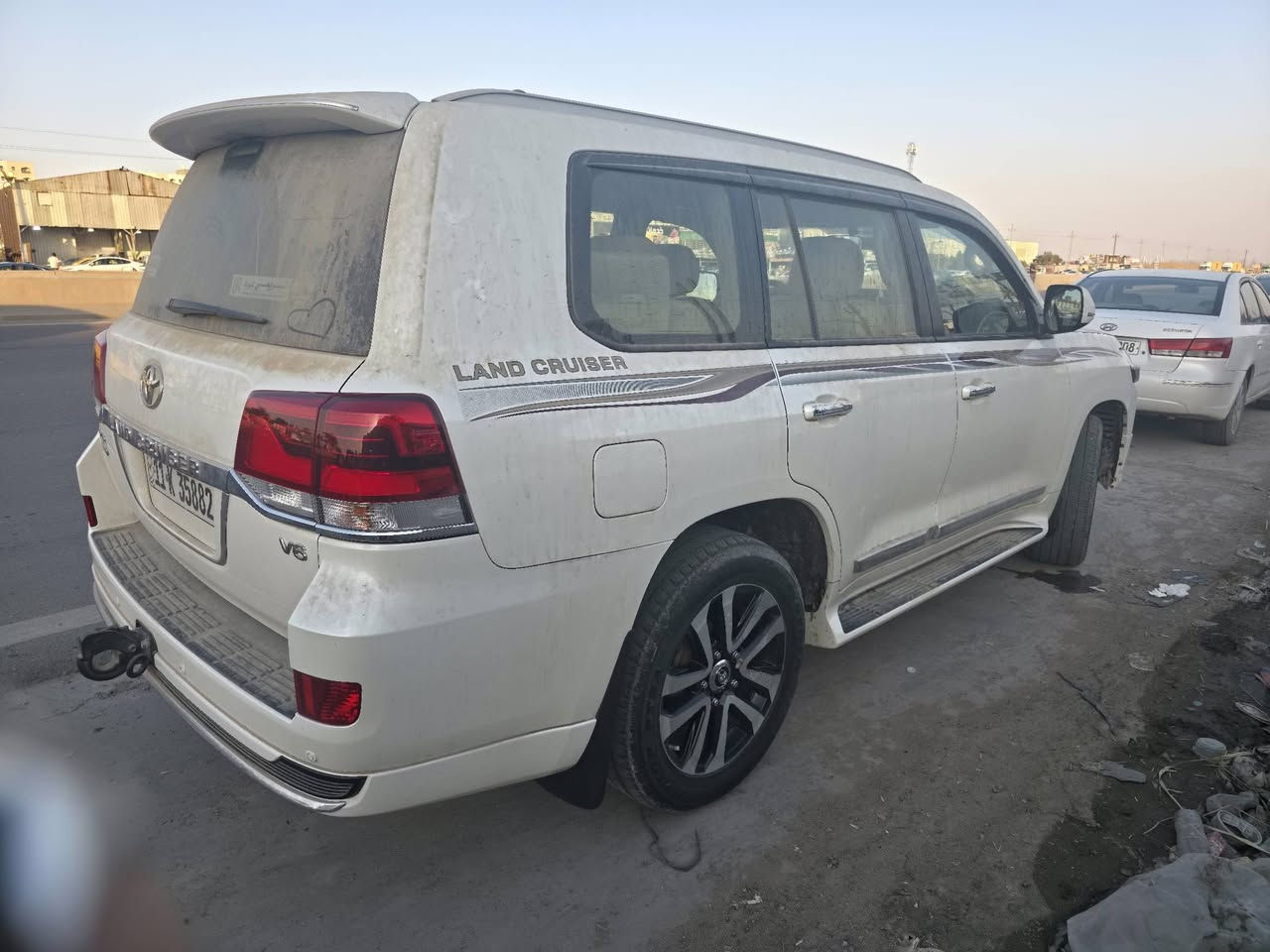 السلام عليكم لاندكروزر GX.R 2019 رقم بغداد السيارة فول 1/1  
مكفولة كفالة عامة من كلشي شخط ورصعة ماشية 65 الف 
السعر 570 ورقة 
*********** عنوان بغداد
