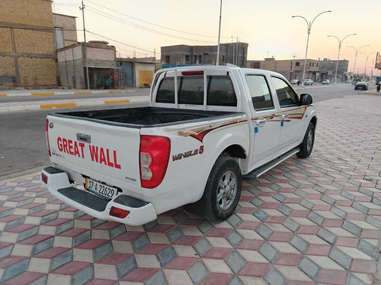 سلام عليكم سياره للبيع 2020مكفوله كفاله عامه تخم تاير حداديه تتفئه تبريد شغال سنويه لل 2029رقم انكليزي السعر 90 الا ستفسار ***********
