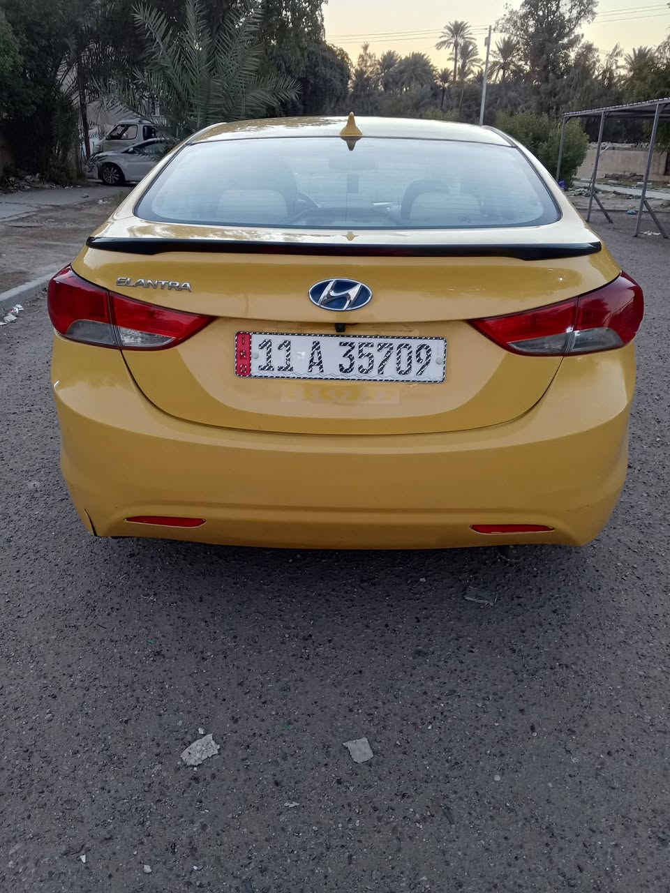 سلام عليكم الانترا للبيع 2013 أمريكي بيهه جاملق امبدل صفحه السايق ميكنه امبدله رواجز كير جديد مكينه جديد لاصرف ولا بتخير تدفئه وتبريد كله شغال صدر امامي وخلفي تخم تاير ويل كب هيئه وغرامات امصفره سنويه لل29 شاشه وتحكم استيرن العنوان، بغداد الشرطه الخمسه، السعر 92 ***********
