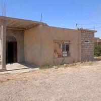 الشرقاط طريق الخانوگة • ٨٠٠م • مشتمل غرفتين