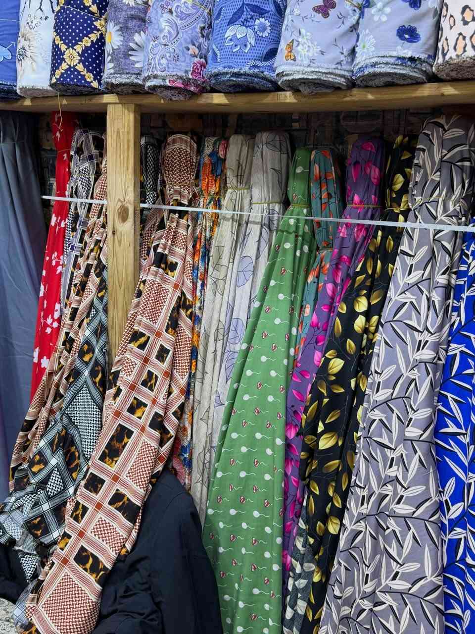 جديد جديد 
كشمير ايطالي سيلين خامه ثقيله 
البيع جمله        مفرد 
اقل كميه للجمله ١٠ قطع 
توصيل جميع مناطق كربلاء ب ٣٠٠٠ وجميع محافظات العراق ب ٦٠٠٠ 
للاستفسار مراسلت البيج او واتساب ***********
