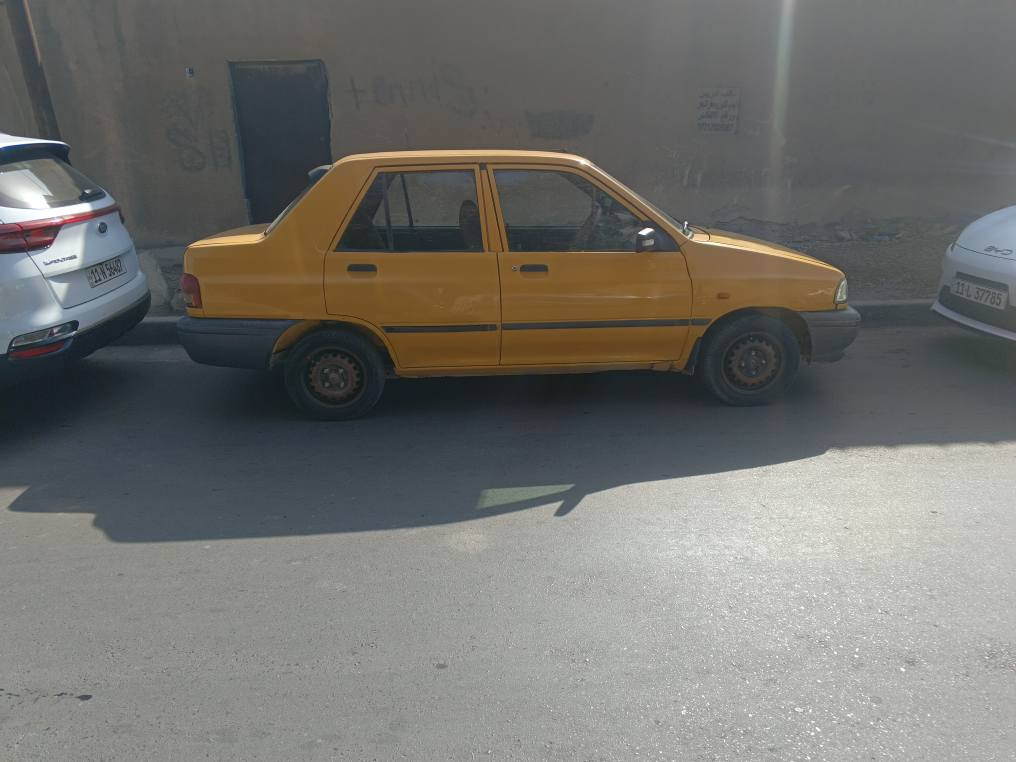 السلام عليكم 
سايبة للبيع بغداد  موديل 16  كير ومكينة خير من الله هية وغرامة امصفرا  شرط تحويل
تخم تاير  صدر نضيف وشواصي انضاف بيهة جاملغ صفحة السايق امبدل  السعر 32
العنوان بغداد جسر المثنى *********** بغداد, العراق
