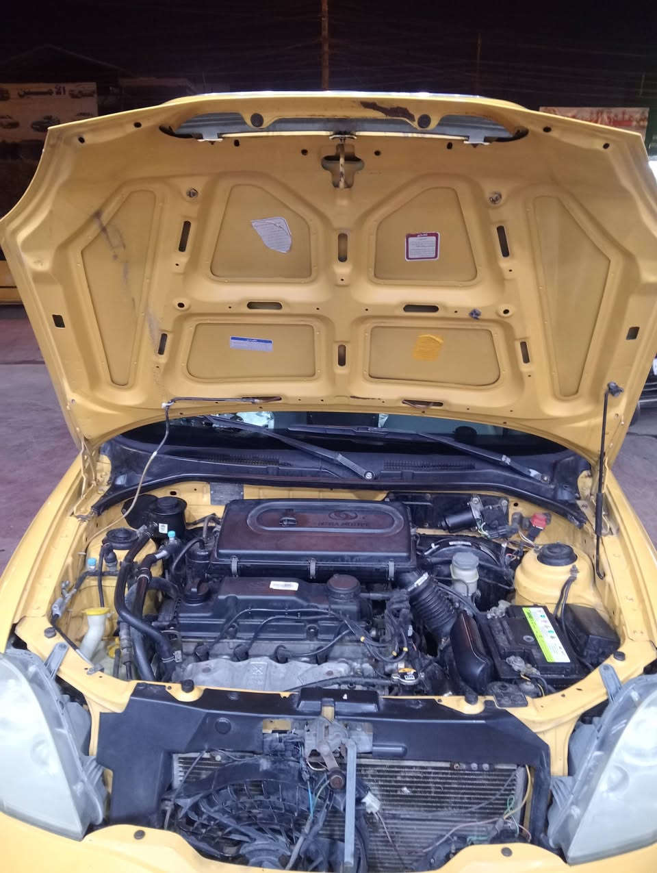 طيبه موديل 2016 سياره كلش،حلوه بدون صبغ وبدون تبديل مكاني بغداد ***********
