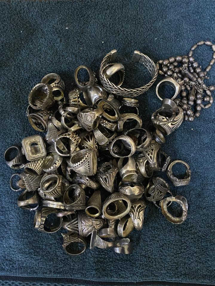 كيلو ونص فضه خالص ***********
